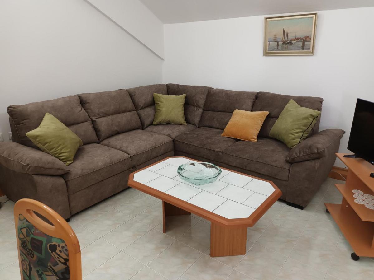 Zokic Apartment *